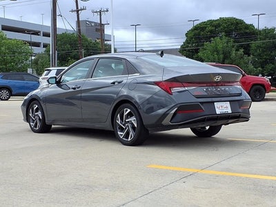 2025 Hyundai ELANTRA SEL Convenience
