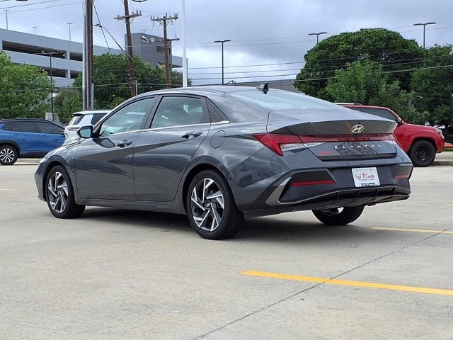 2025 Hyundai ELANTRA SEL Convenience