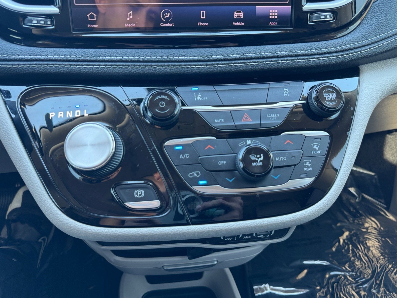 2022 Chrysler Pacifica Hybrid Touring L