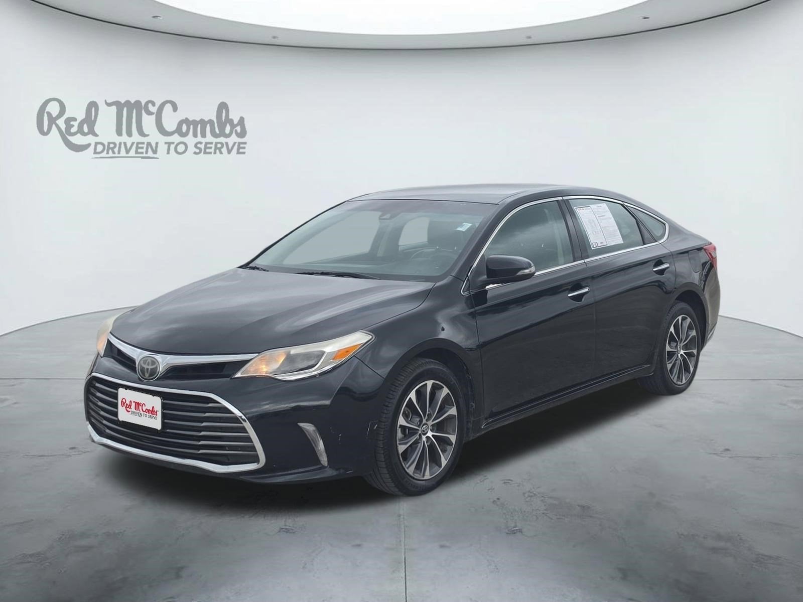 2017 Toyota Avalon XLE's photo