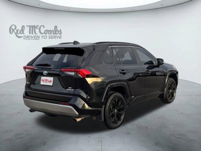 2022 Toyota RAV4 Hybrid SE