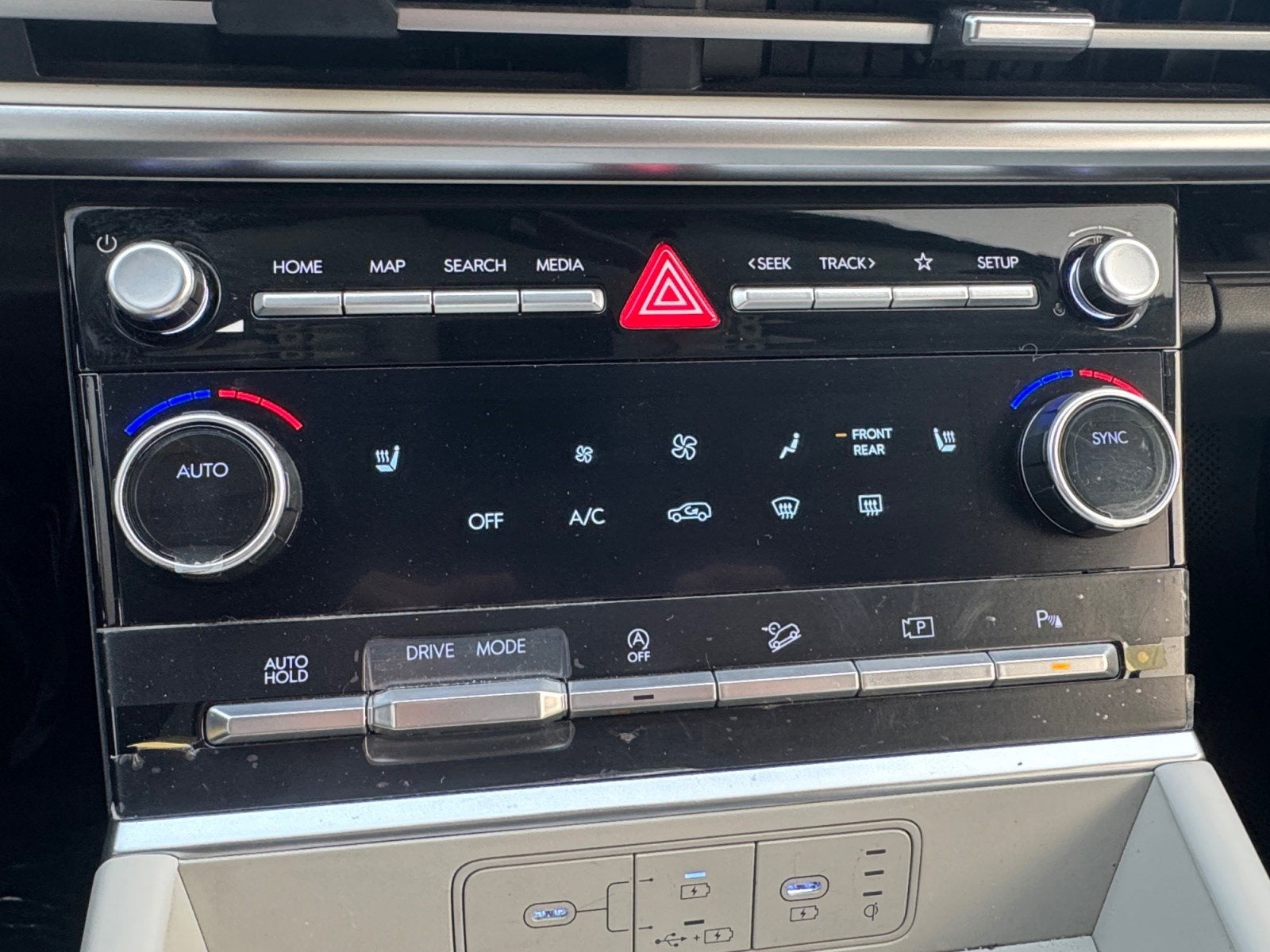 2025 Hyundai SANTA FE SEL