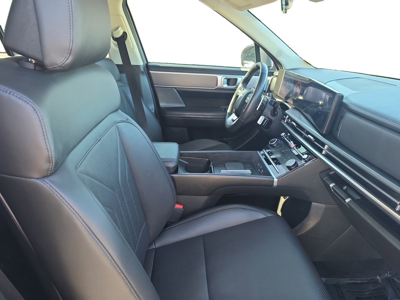 2025 Hyundai Santa Fe SEL - Photo 15
