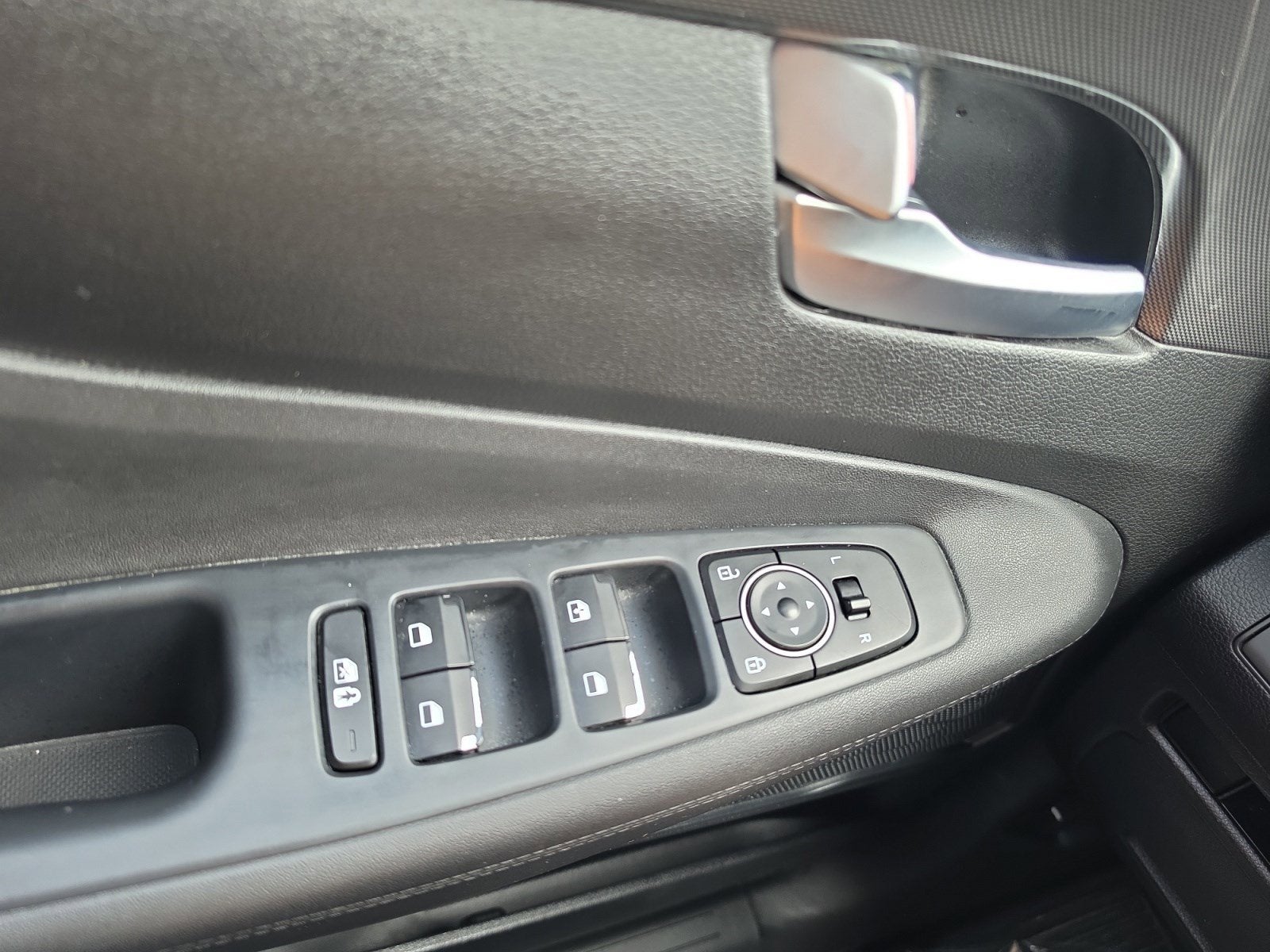 2023 Hyundai SANTA FE SE