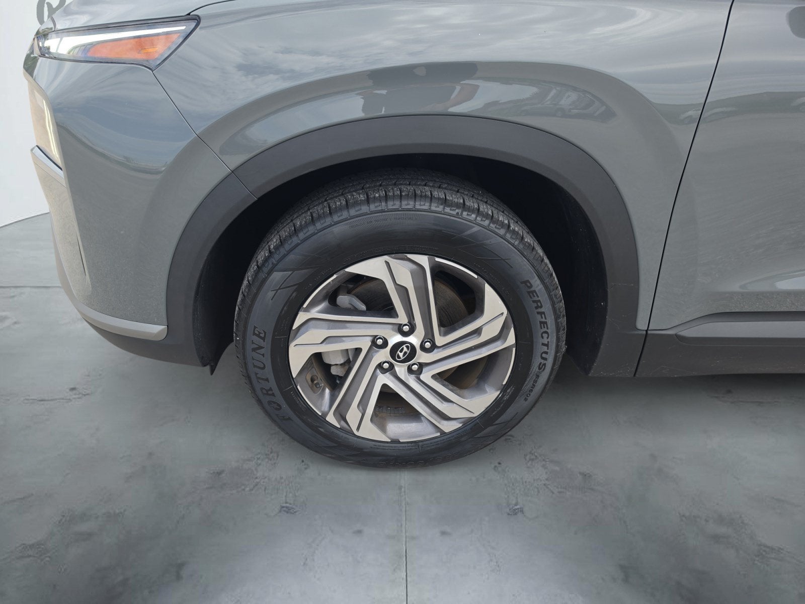 2023 Hyundai SANTA FE SE