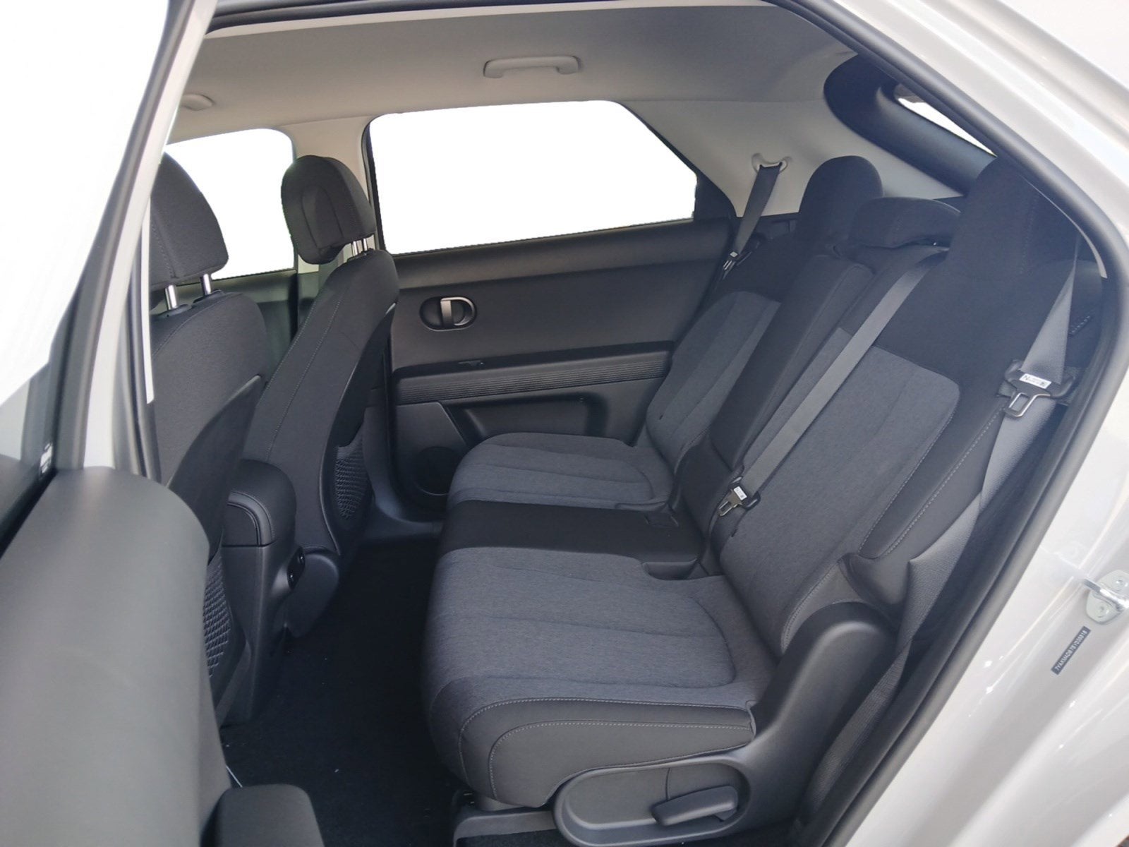 2025 Hyundai IONIQ 5 SE Standard Range