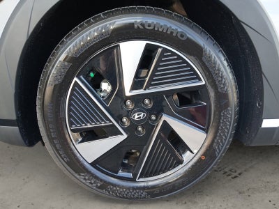 2025 Hyundai IONIQ 5 SE Standard Range