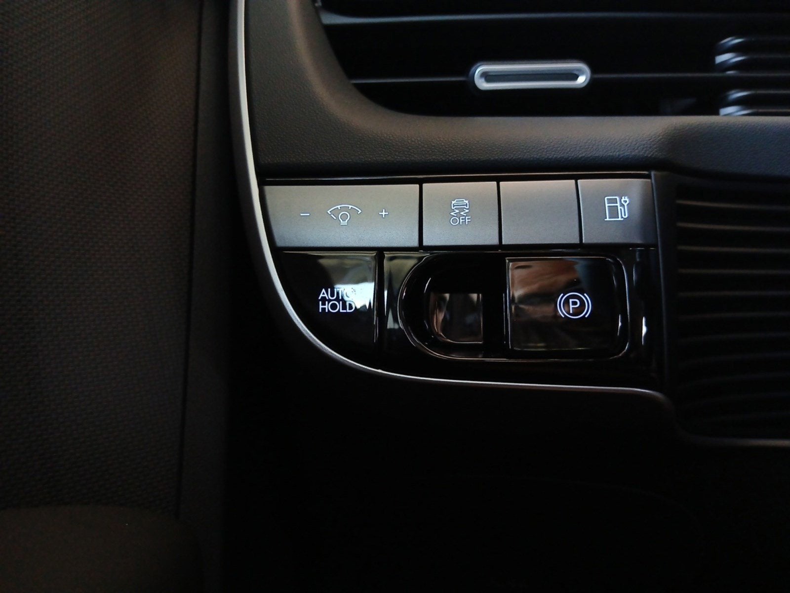 2025 Hyundai IONIQ 5 SE Standard Range