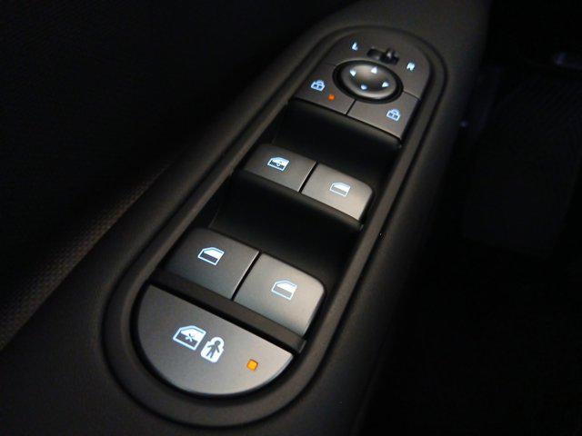 2025 Hyundai IONIQ 5 SE Standard Range