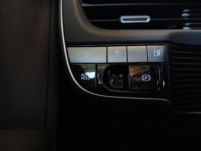 2025 Hyundai IONIQ 5 SE Standard Range