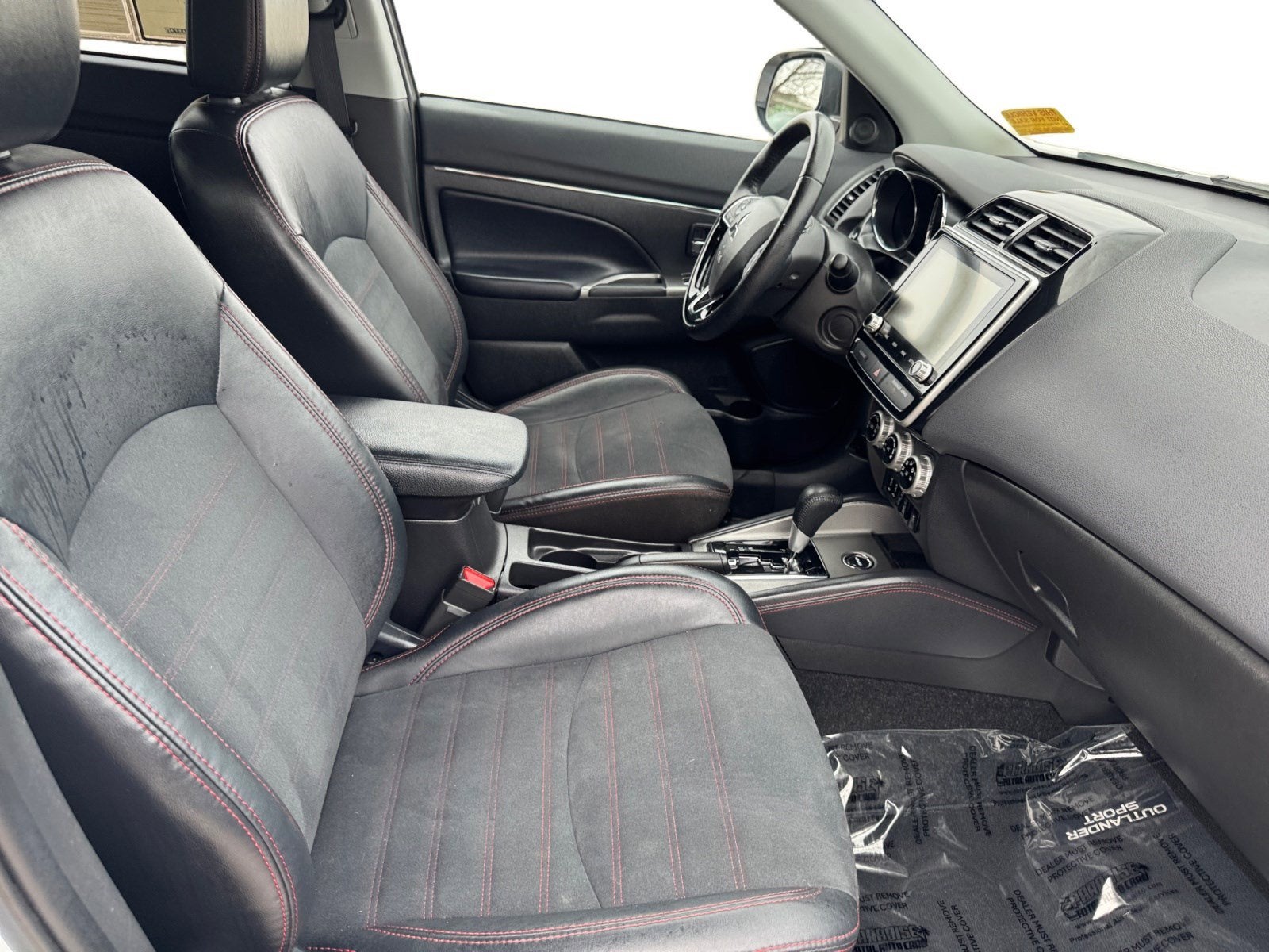 2023 Mitsubishi Outlander Sport ES