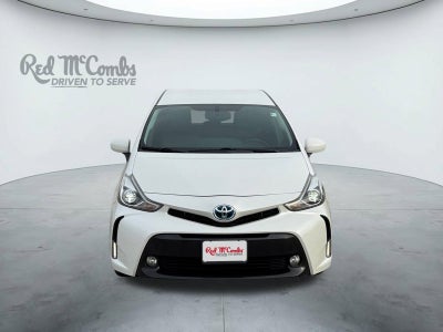 2017 Toyota Prius v Five
