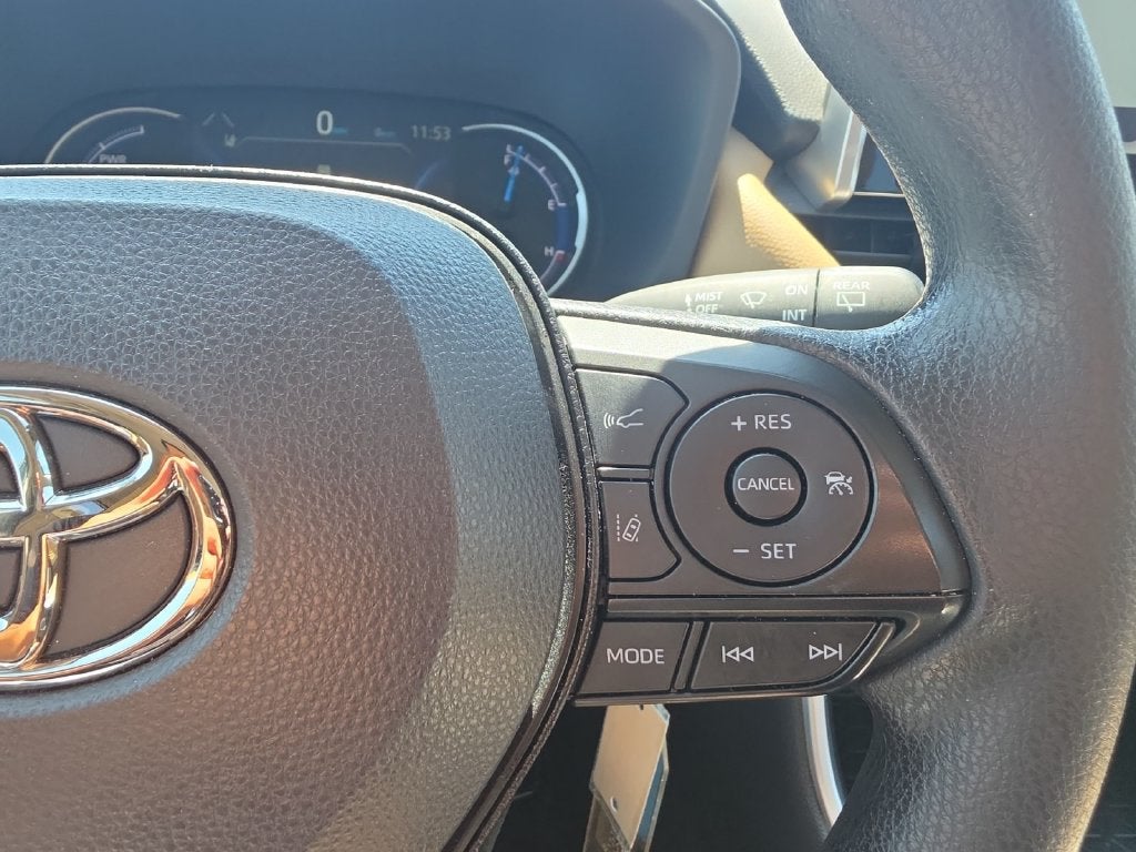 2025 Toyota RAV4 Hybrid LE