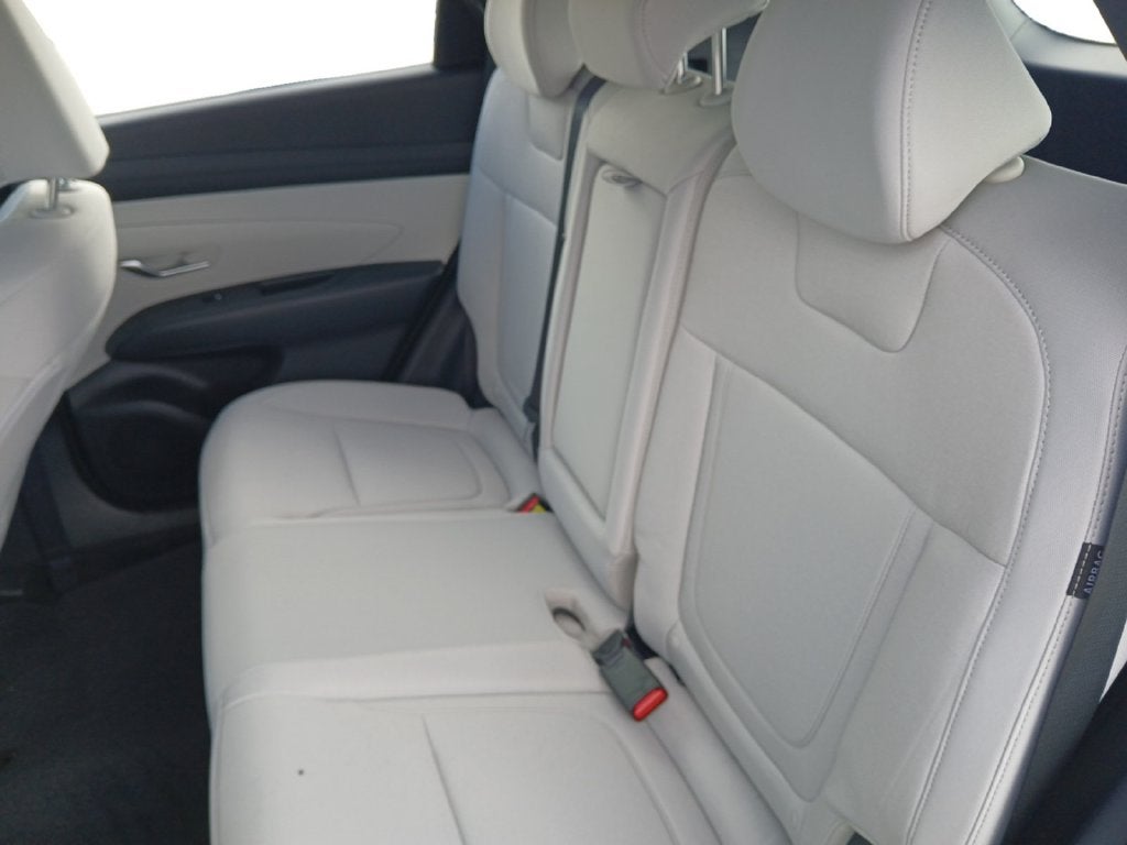 2026 Hyundai TUCSON HYBRID SE