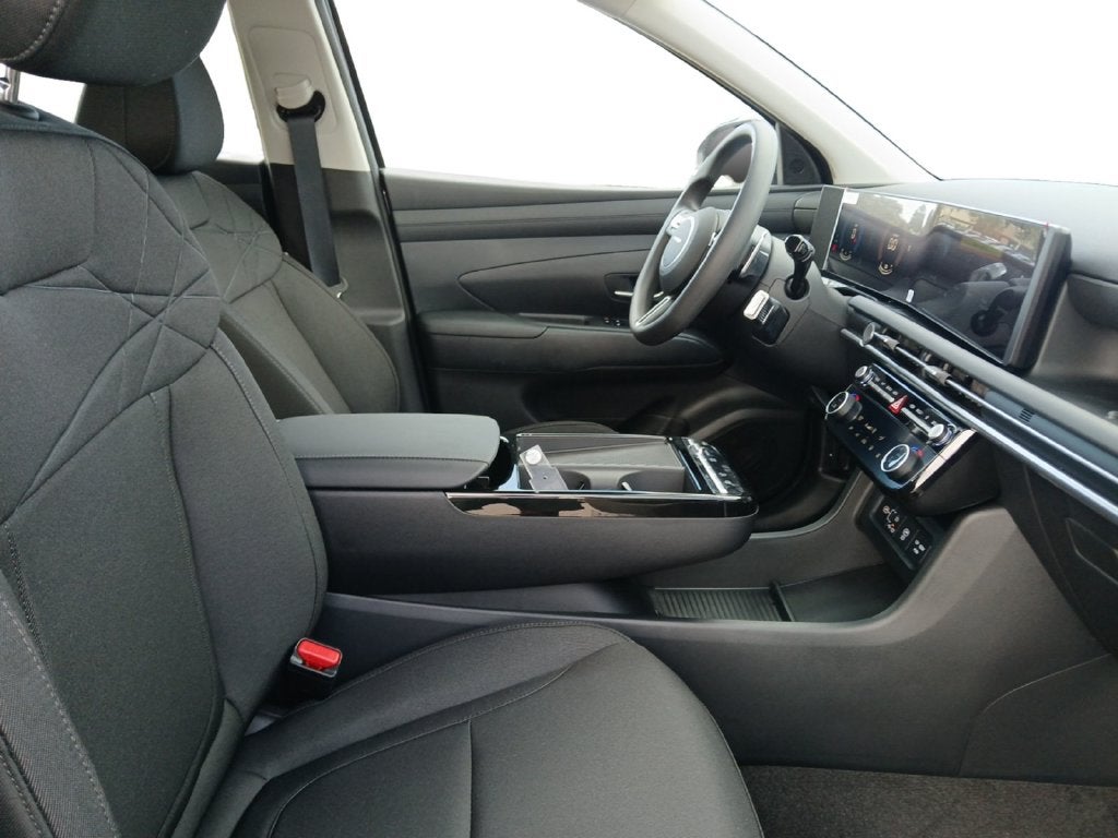 2026 Hyundai TUCSON HYBRID SE