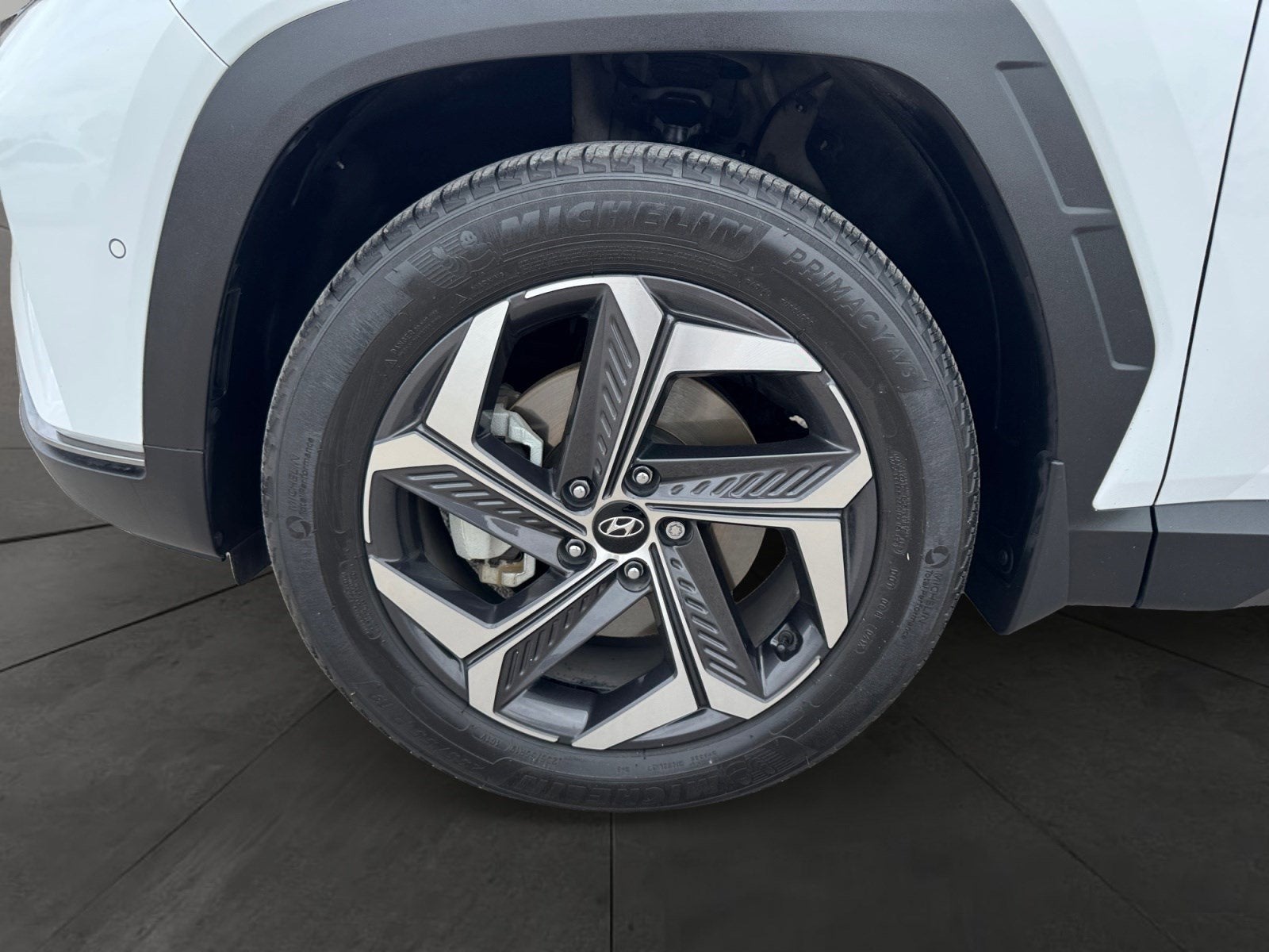 2023 Hyundai TUCSON HYBRID Limited