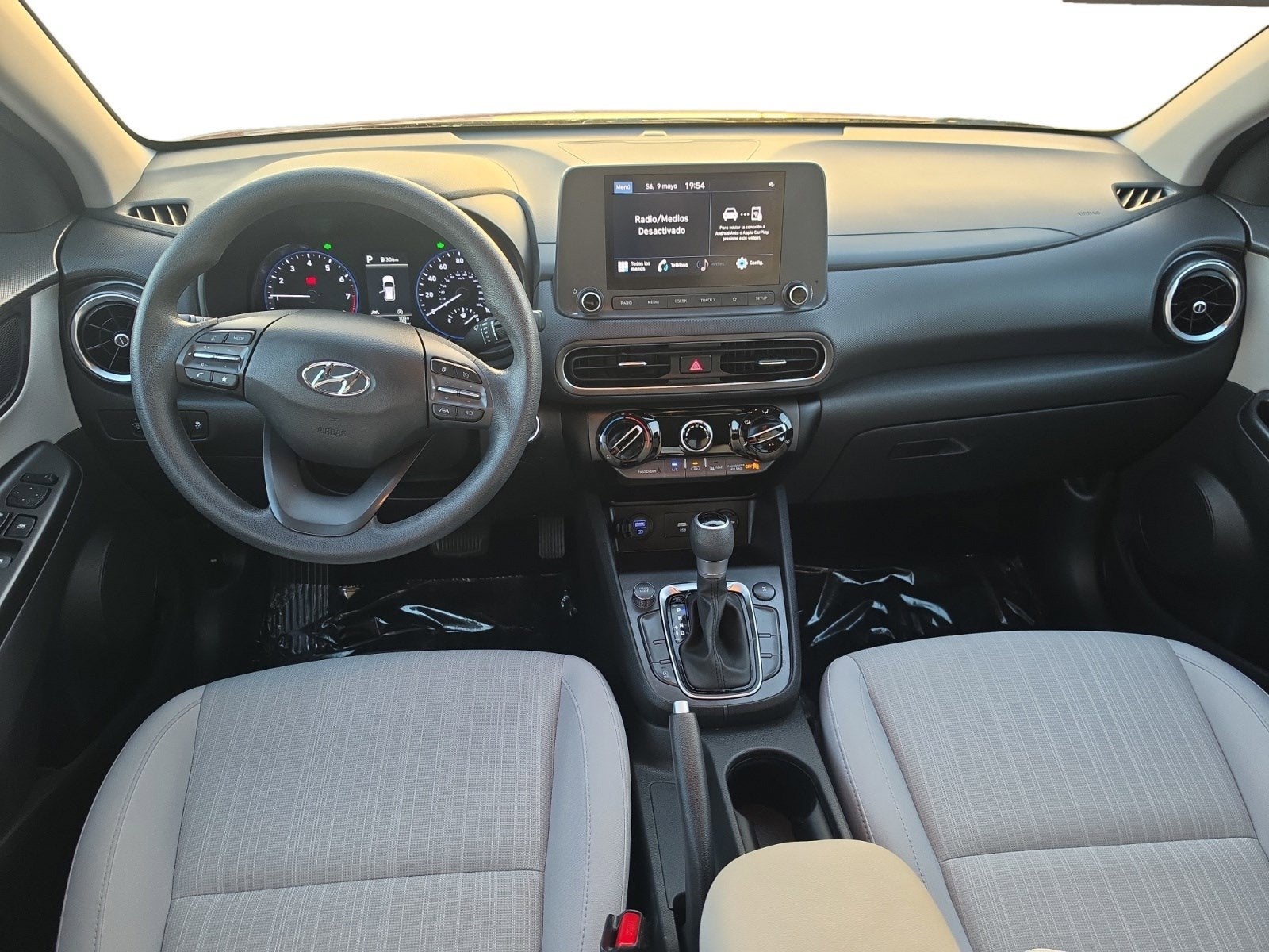 2023 Hyundai Kona SEL - Photo 10