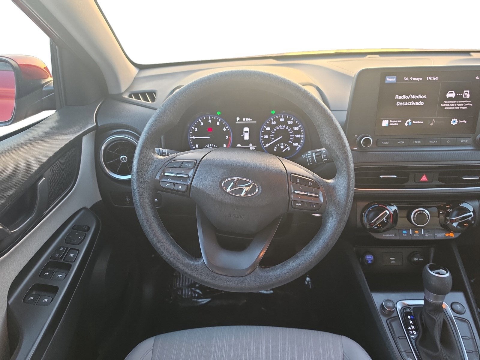 2023 Hyundai Kona SEL - Photo 12