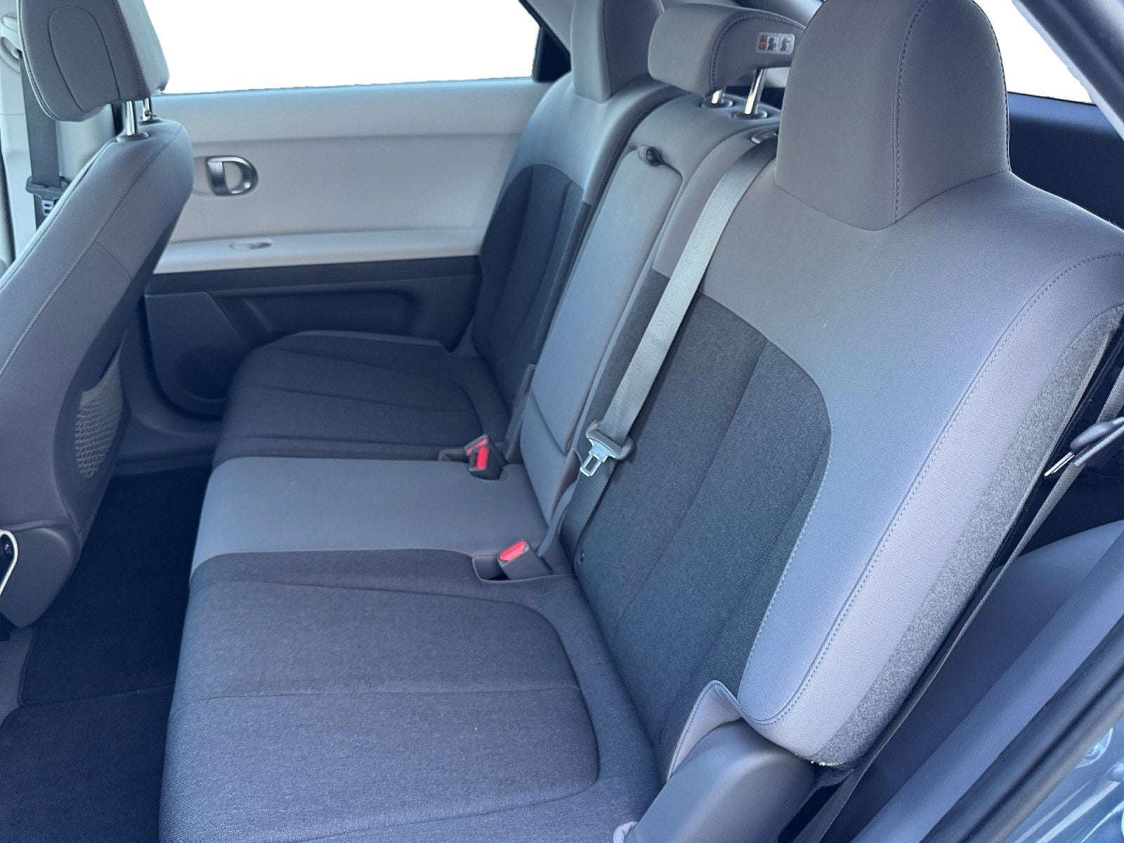 2023 Hyundai IONIQ 5 SE Standard Range