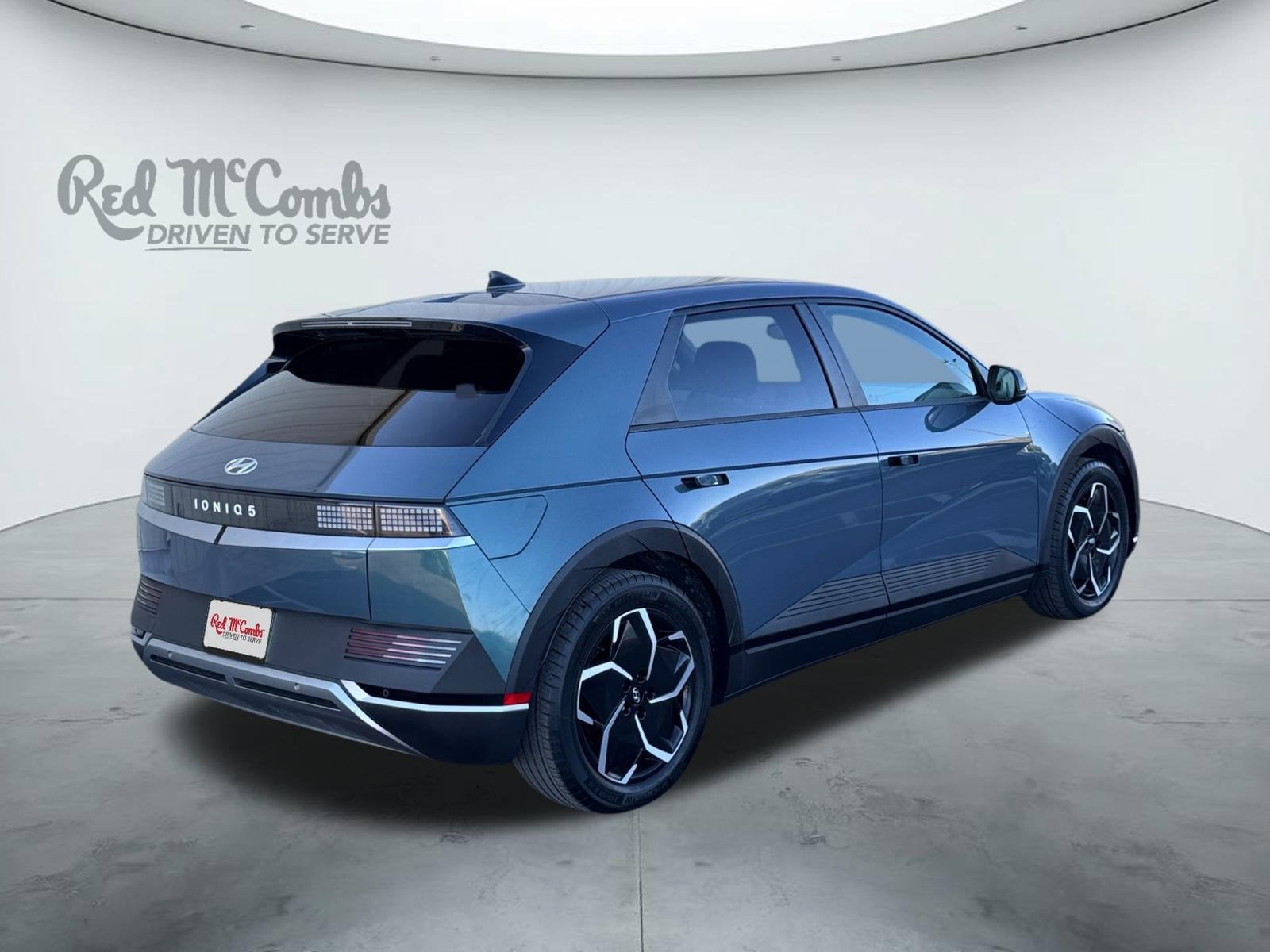 2023 Hyundai IONIQ 5 SE Standard Range