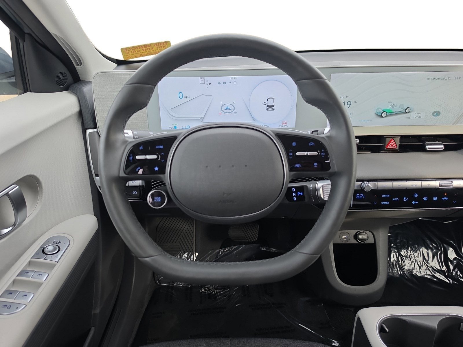 2024 Hyundai IONIQ 5 SEL - Photo 12
