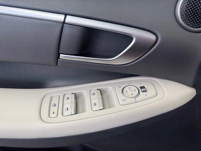 2025 Hyundai SONATA SEL Convenience