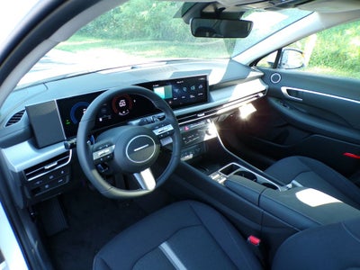 2026 Hyundai SONATA HYBRID SEL