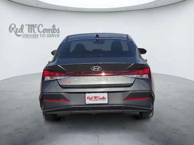 2024 Hyundai ELANTRA SE