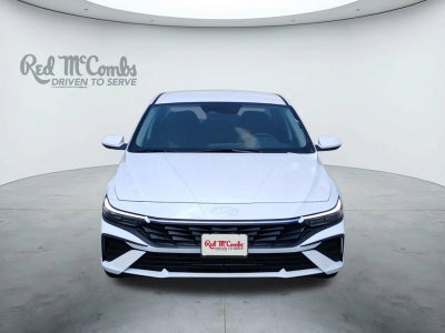 2025 Hyundai ELANTRA SE
