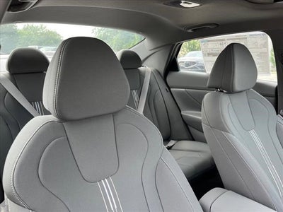 2024 Hyundai ELANTRA SEL Convenience