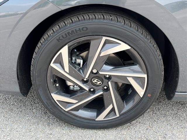 2024 Hyundai ELANTRA SEL Convenience