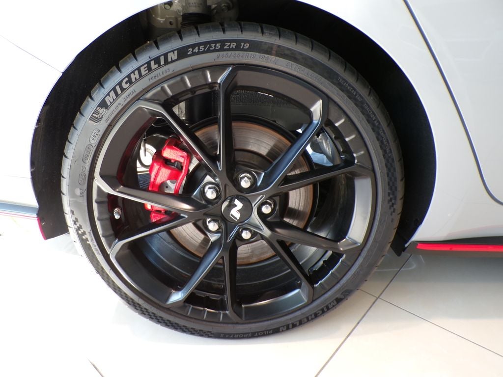 2026 Hyundai ELANTRA N Manual
