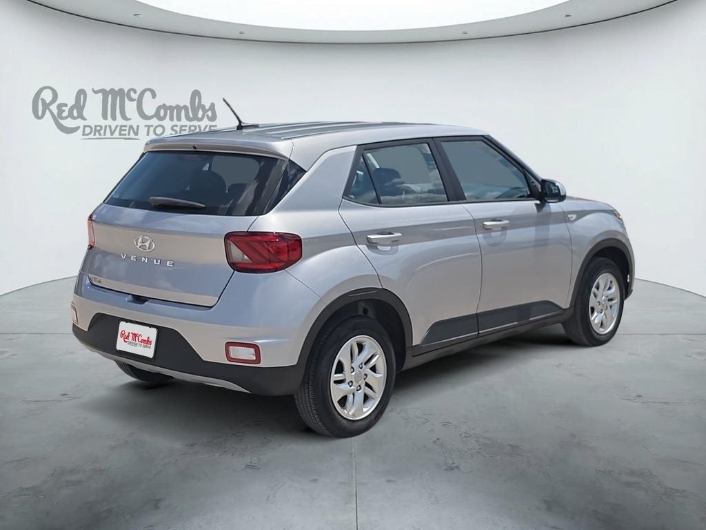2025 Hyundai Venue SE - Photo 5