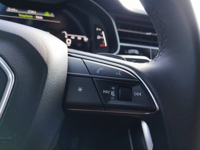 2022 Audi Q8 Premium Plus