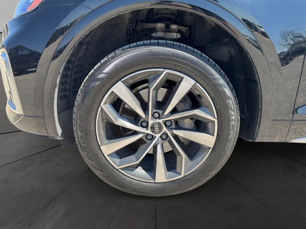 2022 Audi Q5 S line Premium