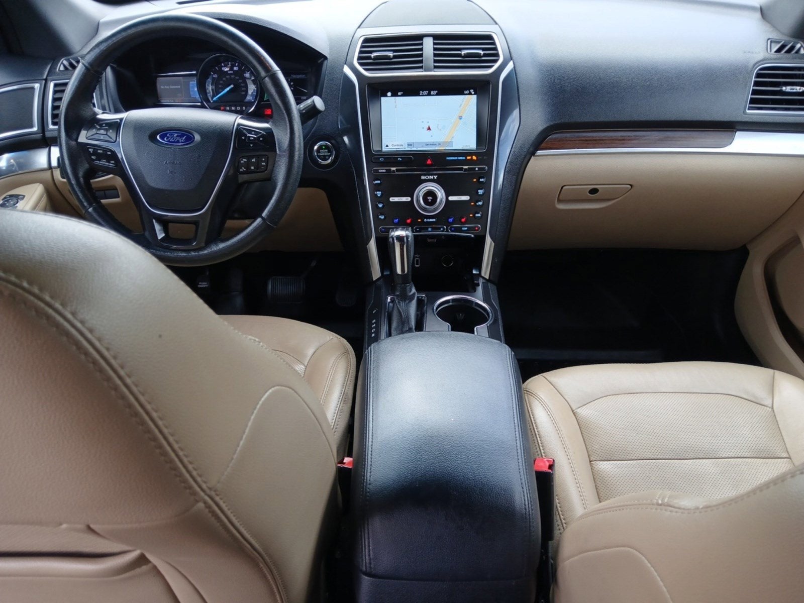 2017 Ford Explorer Limited W/ BACK-UP CAMERA & TWIN PANEL MOONROOF