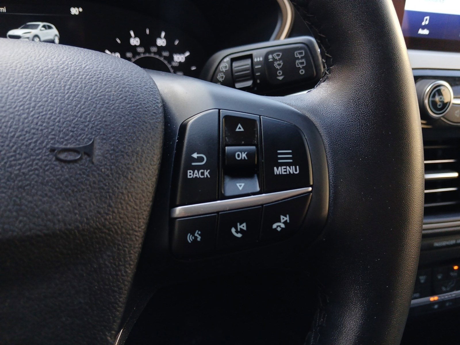 2022 Ford Escape SE W/ REARVIEW CAMERA & POWER LIFTGATE