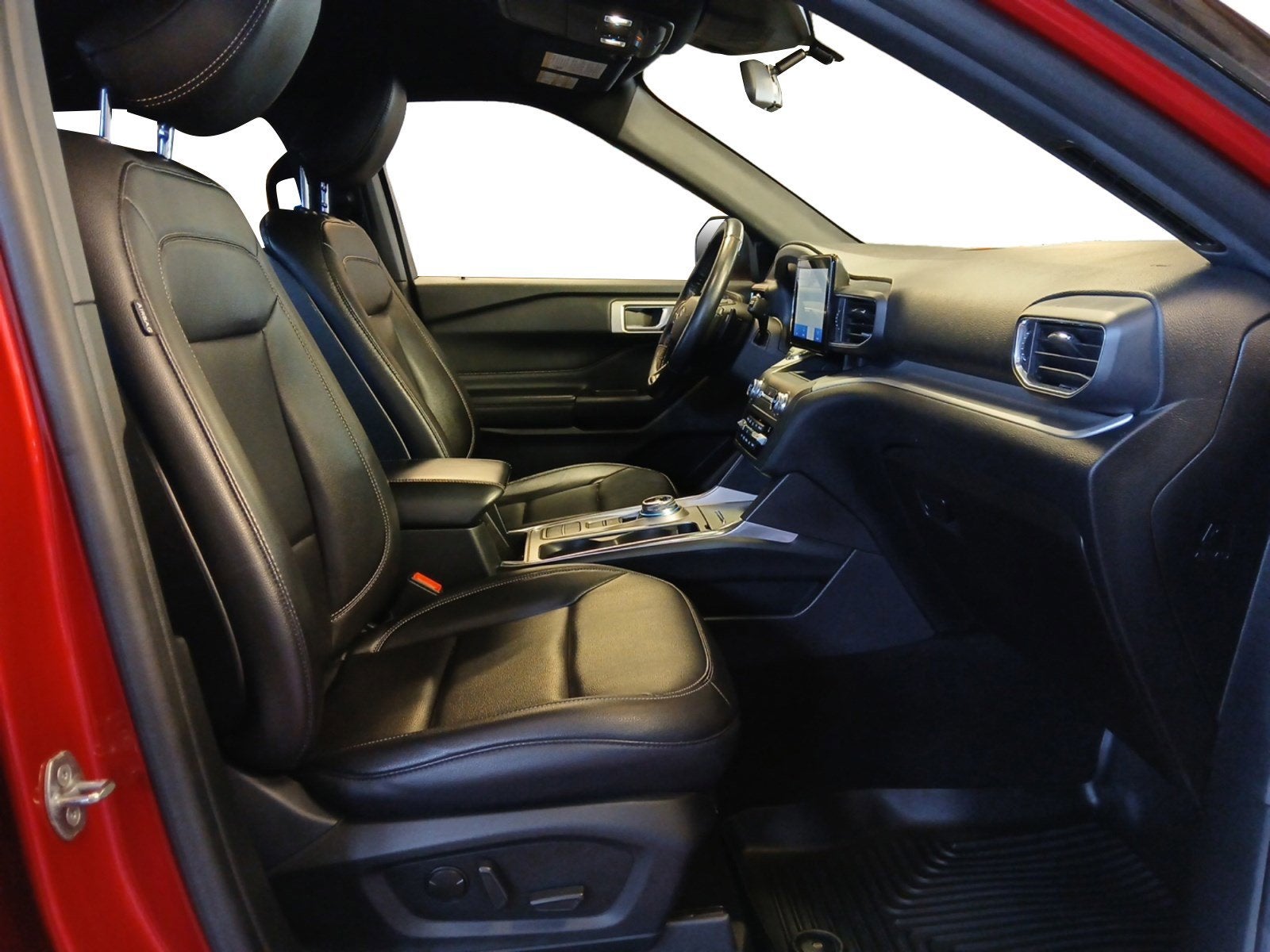 2020 Ford Explorer XLT W/ REMOTE START SYSTEM & BACK-UP CAMERA