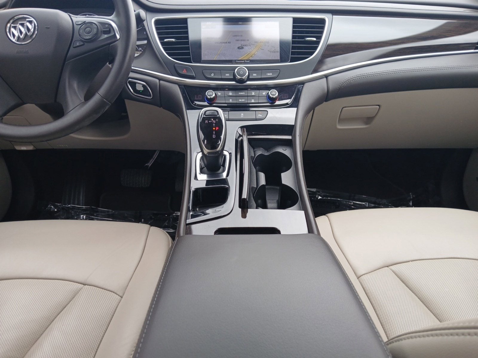 2019 Buick LaCrosse Essence W/ REAR VISION CAMERA