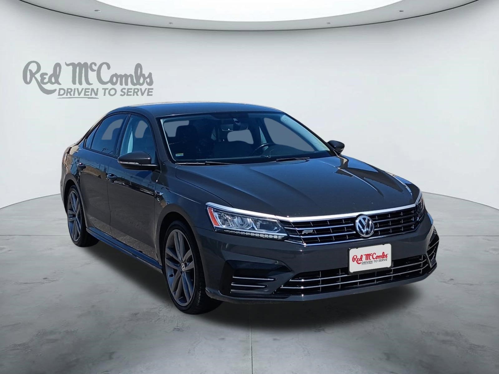 2018 Volkswagen Passat R-Line