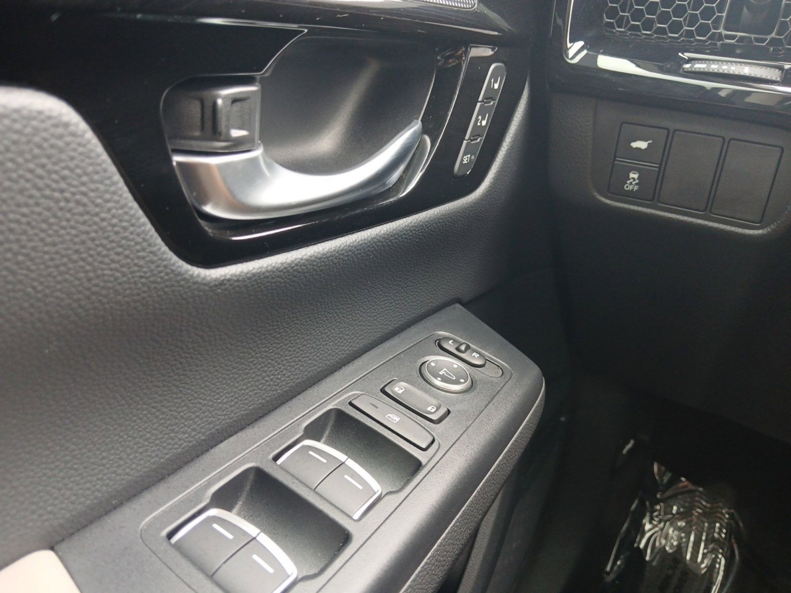 2024 Honda CR-V EX-L W/ WIRELESS APPLE CARPLAY & ANDROID AUTO