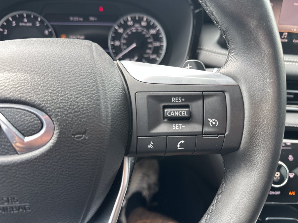 2023 INFINITI QX60 PURE