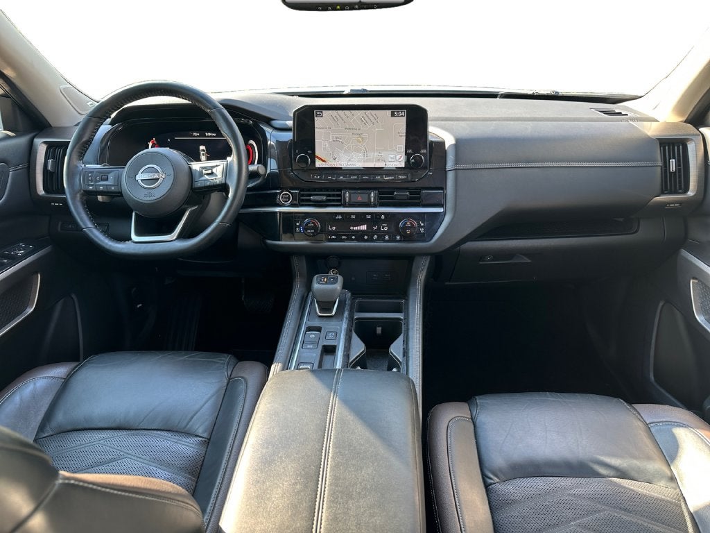 2022 Nissan Pathfinder Platinum