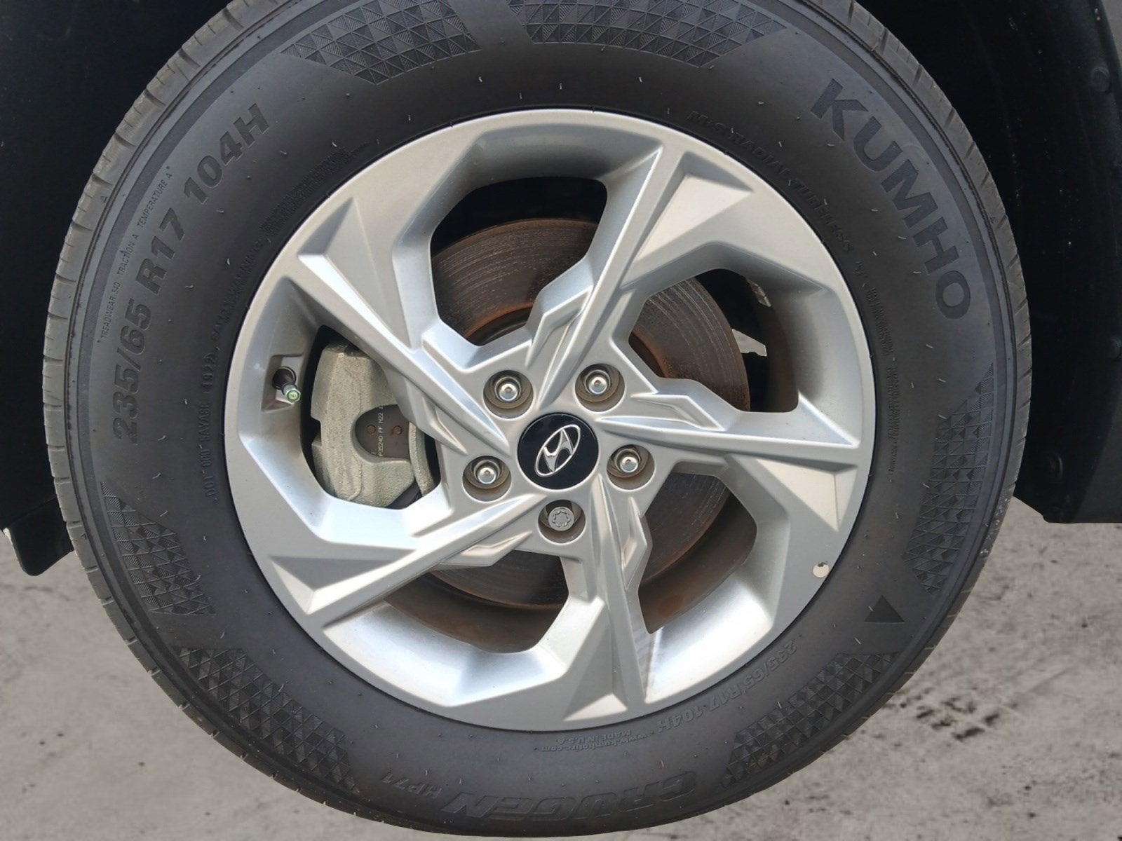 2023 Hyundai TUCSON SE