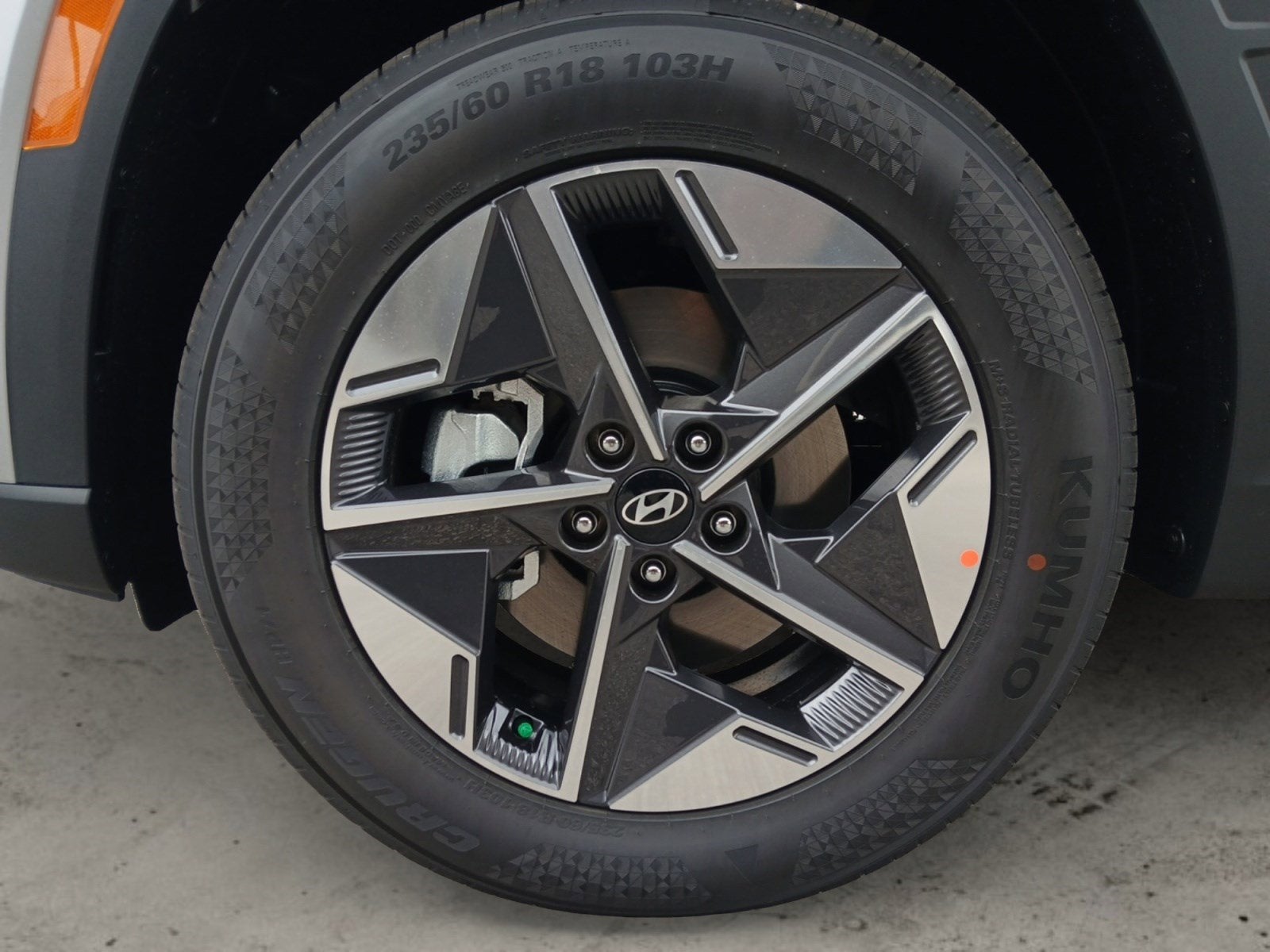 2026 Hyundai TUCSON SEL W/ HEATED FRONT SEATS & POWER LIFTGATE