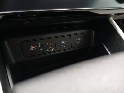 2026 Hyundai TUCSON SEL W/ HEATED FRONT SEATS & POWER LIFTGATE