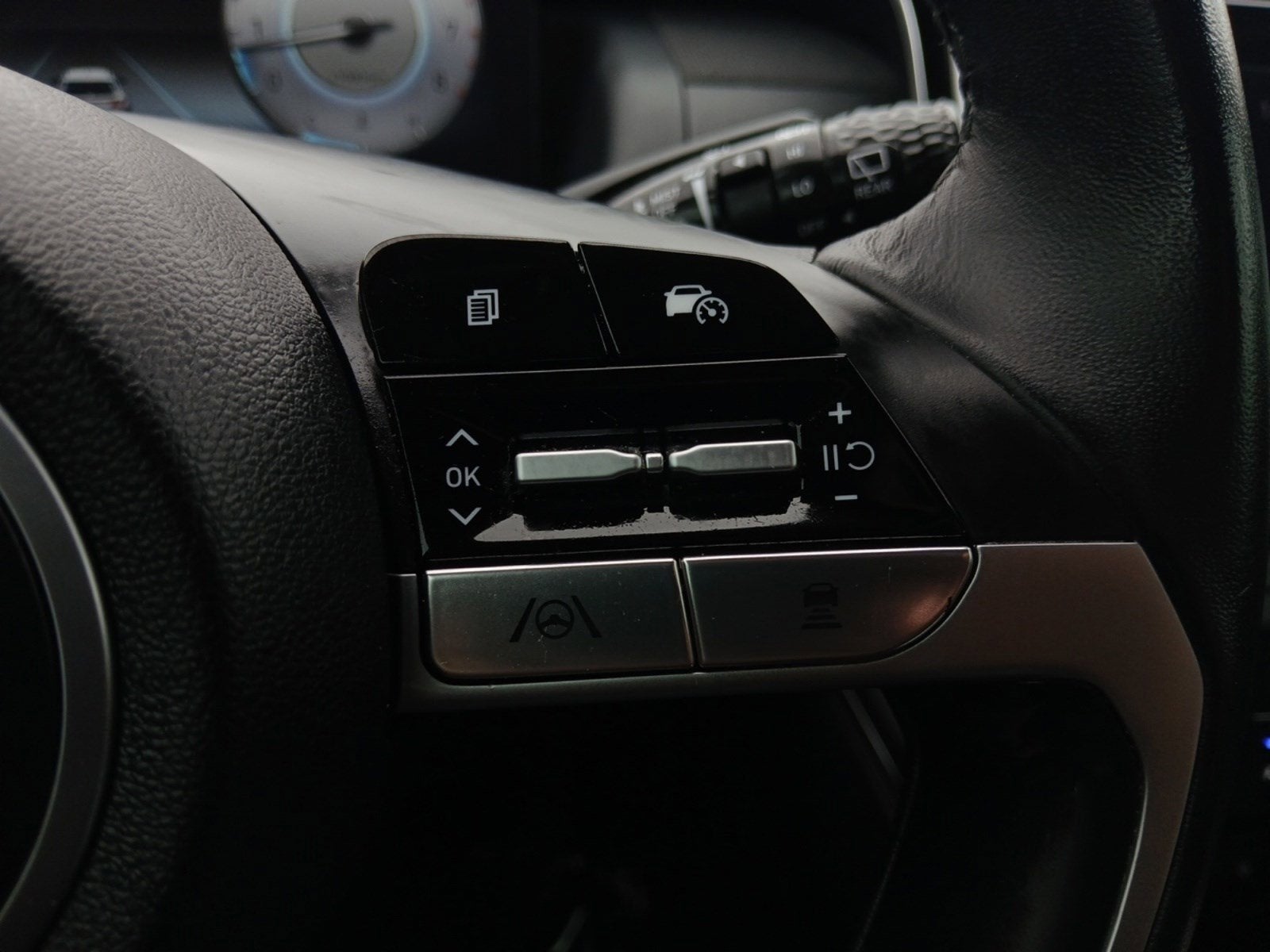 2023 Hyundai TUCSON SEL CONVENIENCE W/ POWER SUNROOF & SMART POWER LIFTGATE