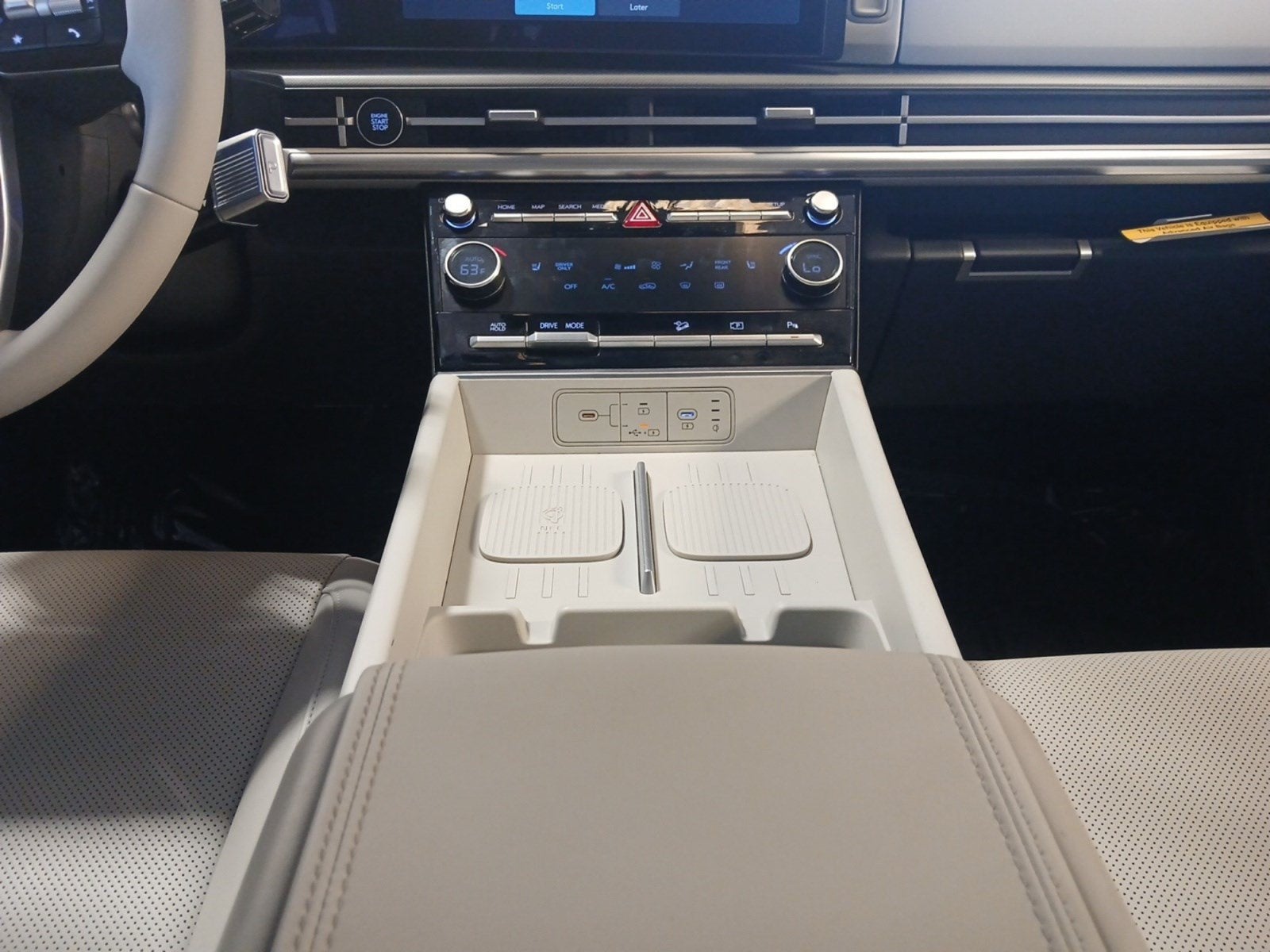 2025 Hyundai SANTA FE HYBRID SEL