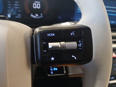 2025 Hyundai SANTA FE HYBRID SEL