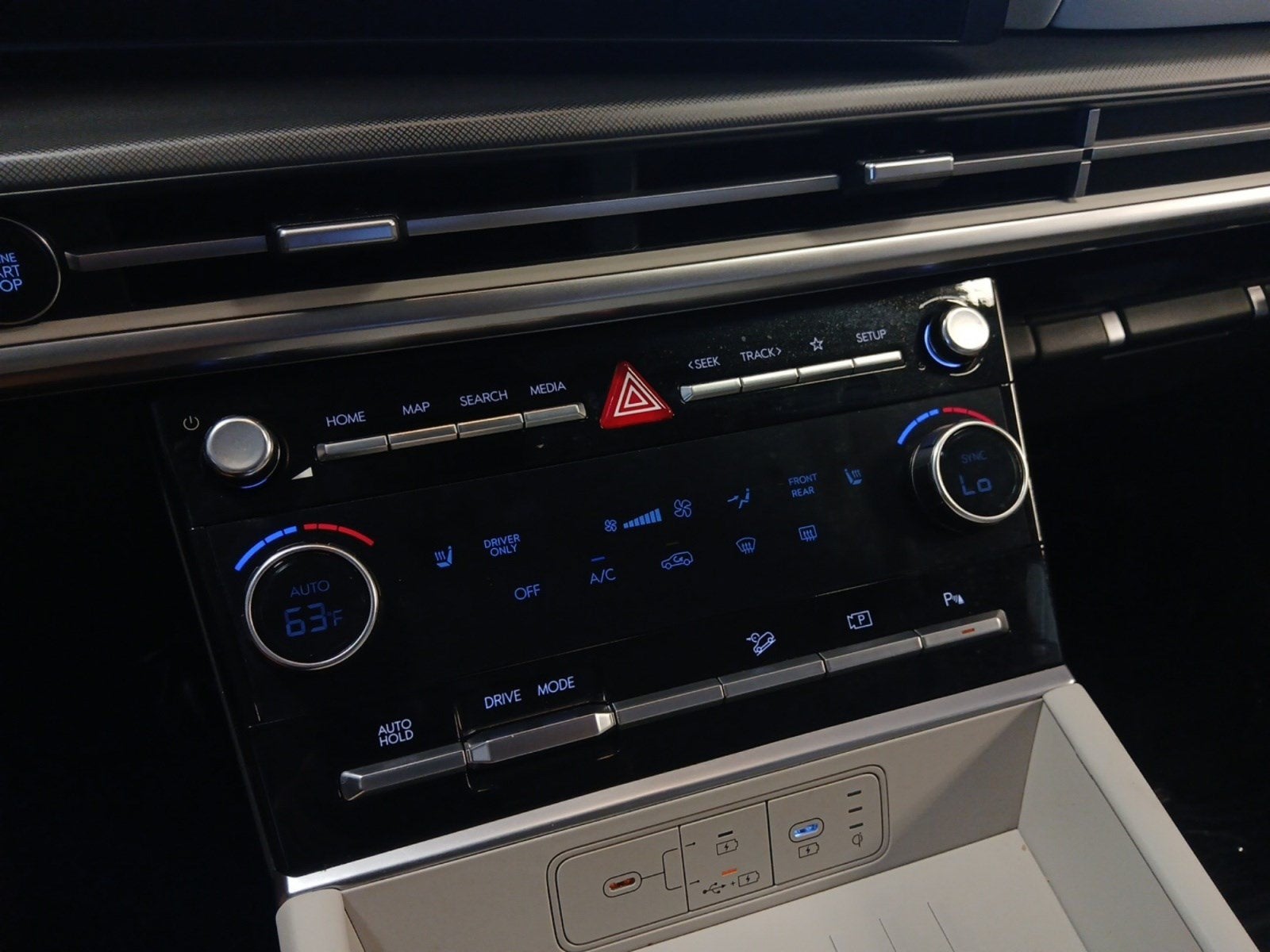 2025 Hyundai SANTA FE HYBRID SEL